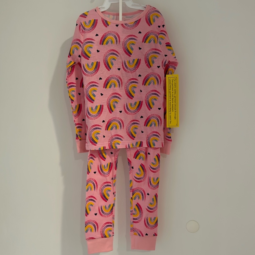 NWT Rainbow PJ set size 5T